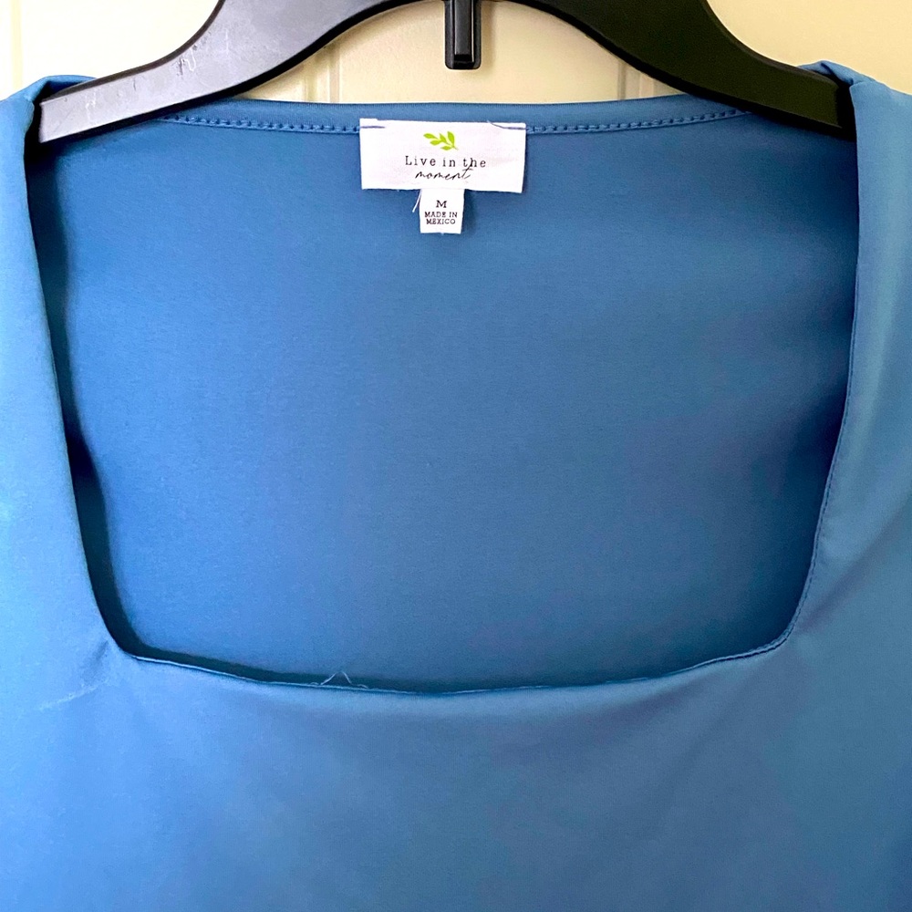 Cropped squared blouse! - Picture 3 of 3